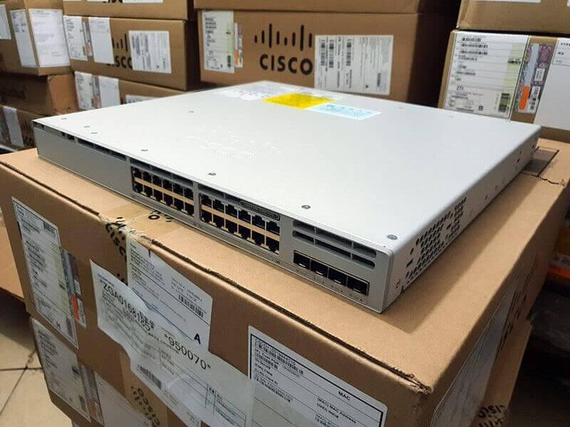 Switch Cisco C9300L-24P-4G-E Catalyst 9300L 24 cổng PoE giá tốt